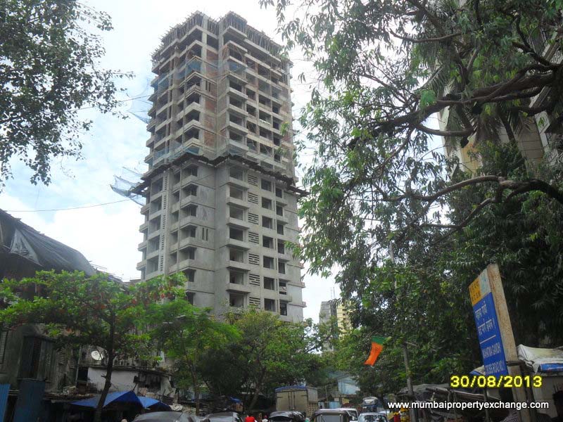 3 BHK Solitaire Paradise, Kandivali West — for Sale