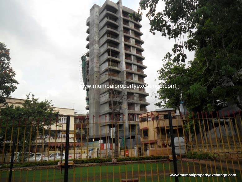 5846 Oth 28 June 2012 - Majestic, Chembur