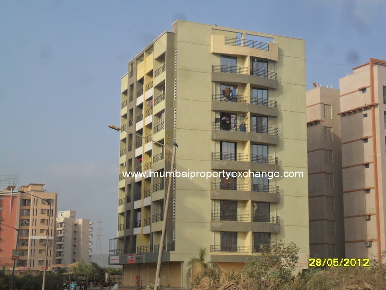 2 SUNRISE, LOKHANDWALA MARKET — for Sale
