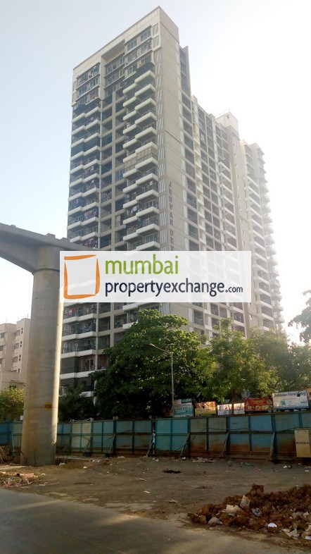 6140 Main - Jeevan Deep, Kandivali West