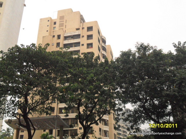 3 BHK Semi Furnished in Rustomjee Riviera , Malad West