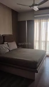 4 BHK Flats for Sale in Oberoi Sky Gardens, Andheri West