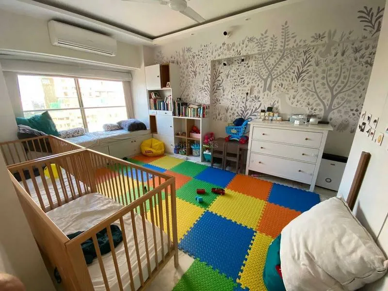 Img 02 - Veena Tower, Colaba