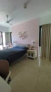 Img 03 - Lodha Adrina, Worli