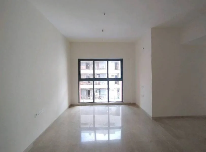 2 BHK Flats for Sale in Lodha Vista, Lower Parel