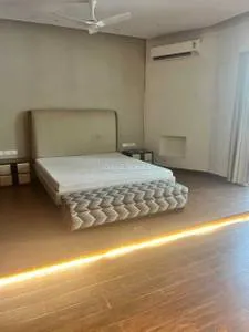 4 BHK Flats for Sale in Maker Tower, Walkeshwar