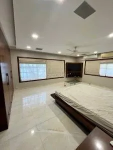 4 BHK Flats for Sale in Maker Tower, Walkeshwar