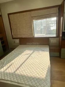 4 BHK Flats for Sale in Maker Tower, Walkeshwar