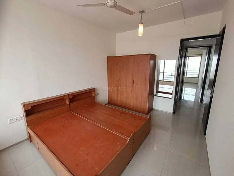 Img 01 - Siddhivinayak Horizon, Prabhadevi