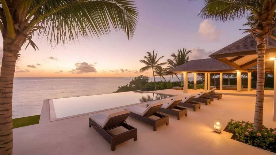 4 BHK Semi Furnished in Kalpataru Amare, Juhu