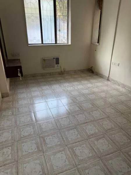 1 BHK Unfurnished in Surat Bahar, Colaba