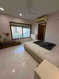 4 BHK Flats for Sale in Maker Tower, Walkeshwar