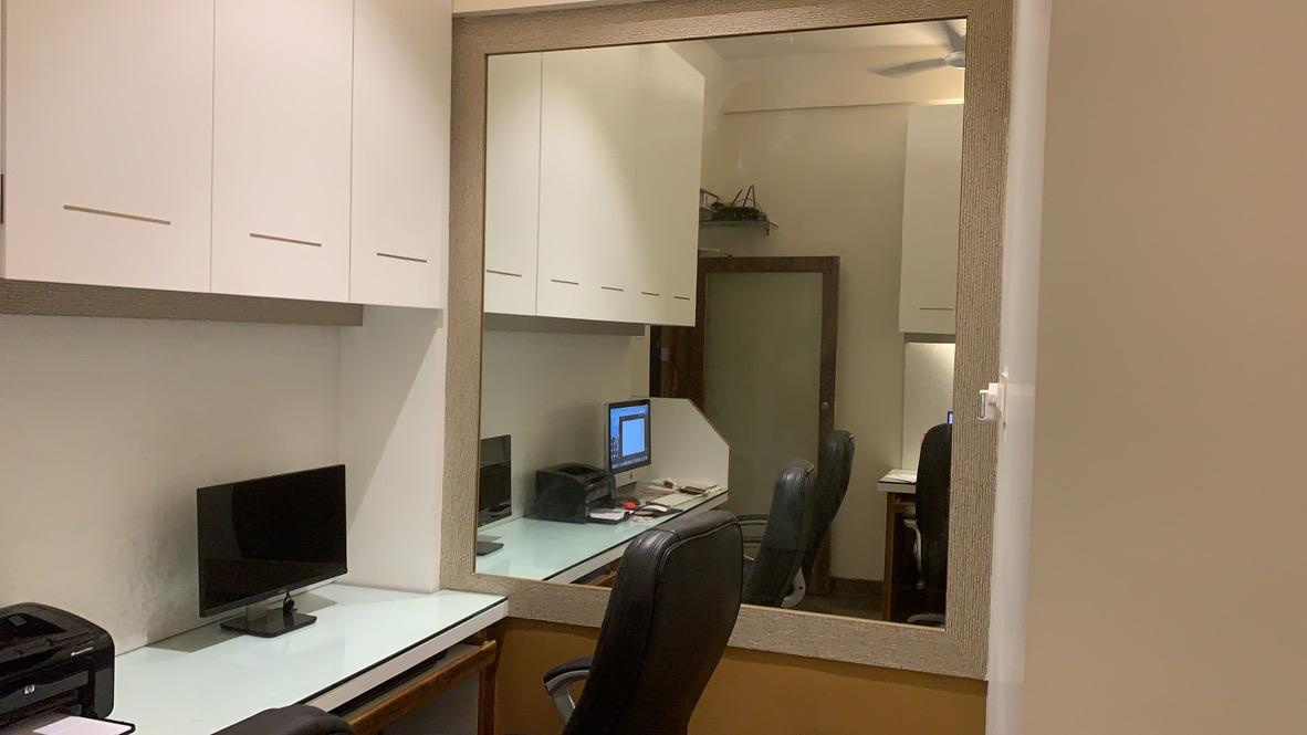 Does Mumbai have a deficit of office space of smaller areas?