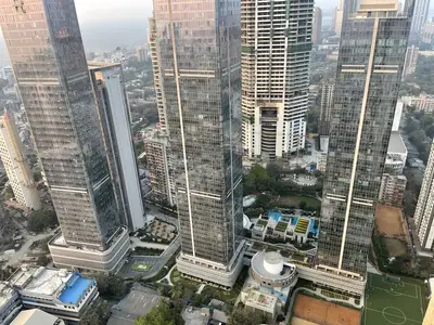 Does the Stock Market prices going down impact real estate market