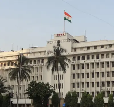 Maharashtra Government to offer rebate in Property Tax for EV Charging Point in Society