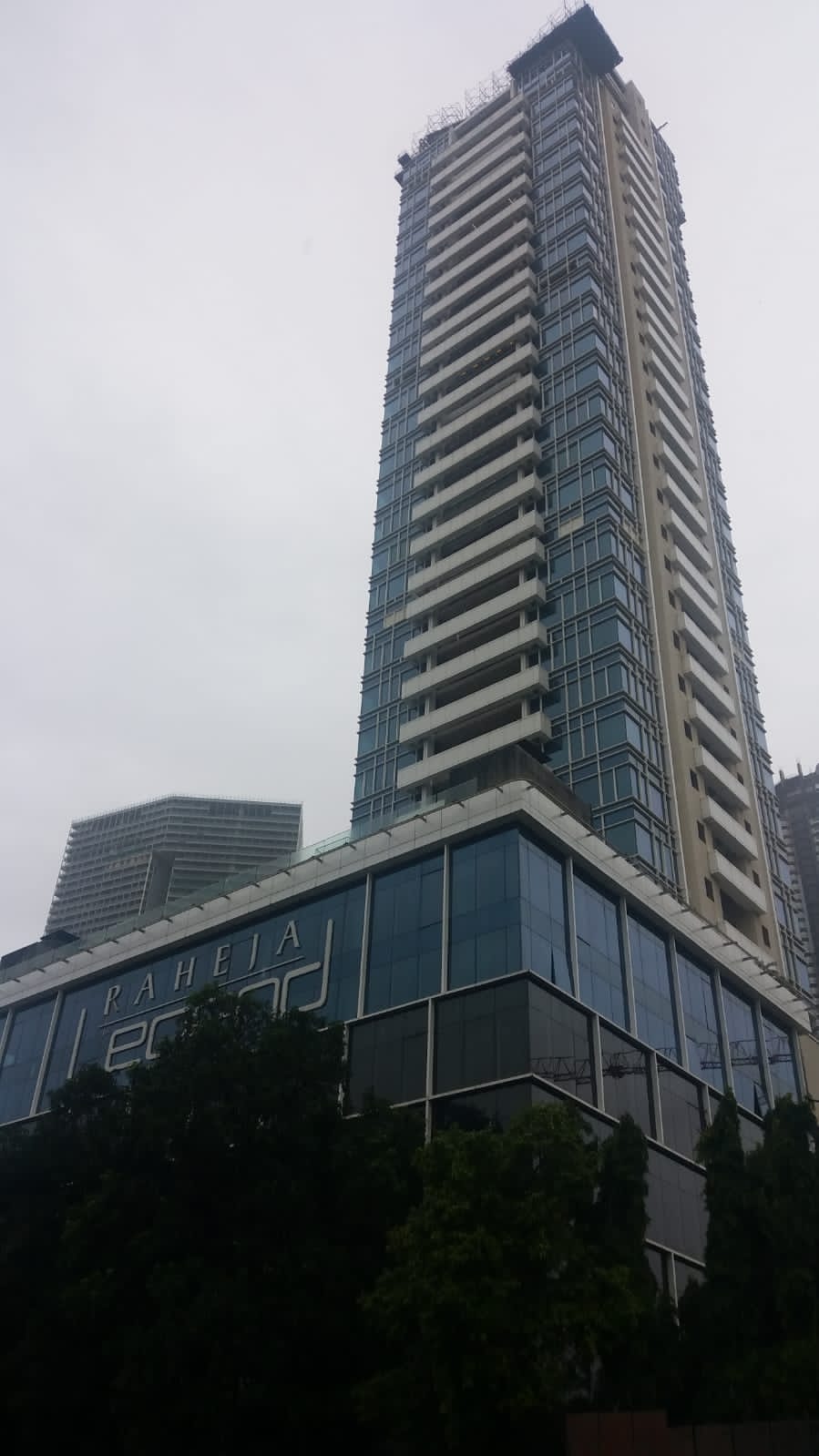 Vedanta family buys flat in Raheja Legend, Worli