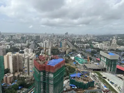 Where to Invest in Mumbai? South or Suburbs !!