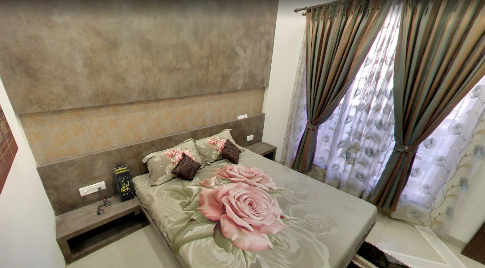 Lakhanis Prestige Sample Flat Bedroom