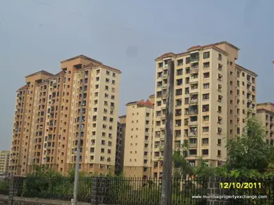 1 BHK Flats for Sale in Palm Court Complex, Malad West