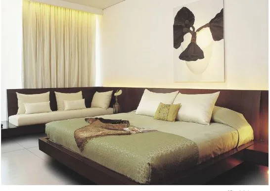 Exotica Interior Image-2