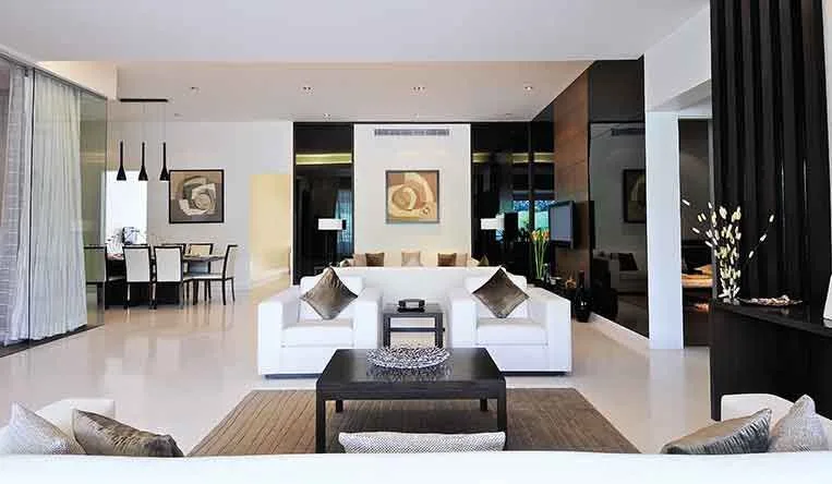 Exotica Interior Image-5