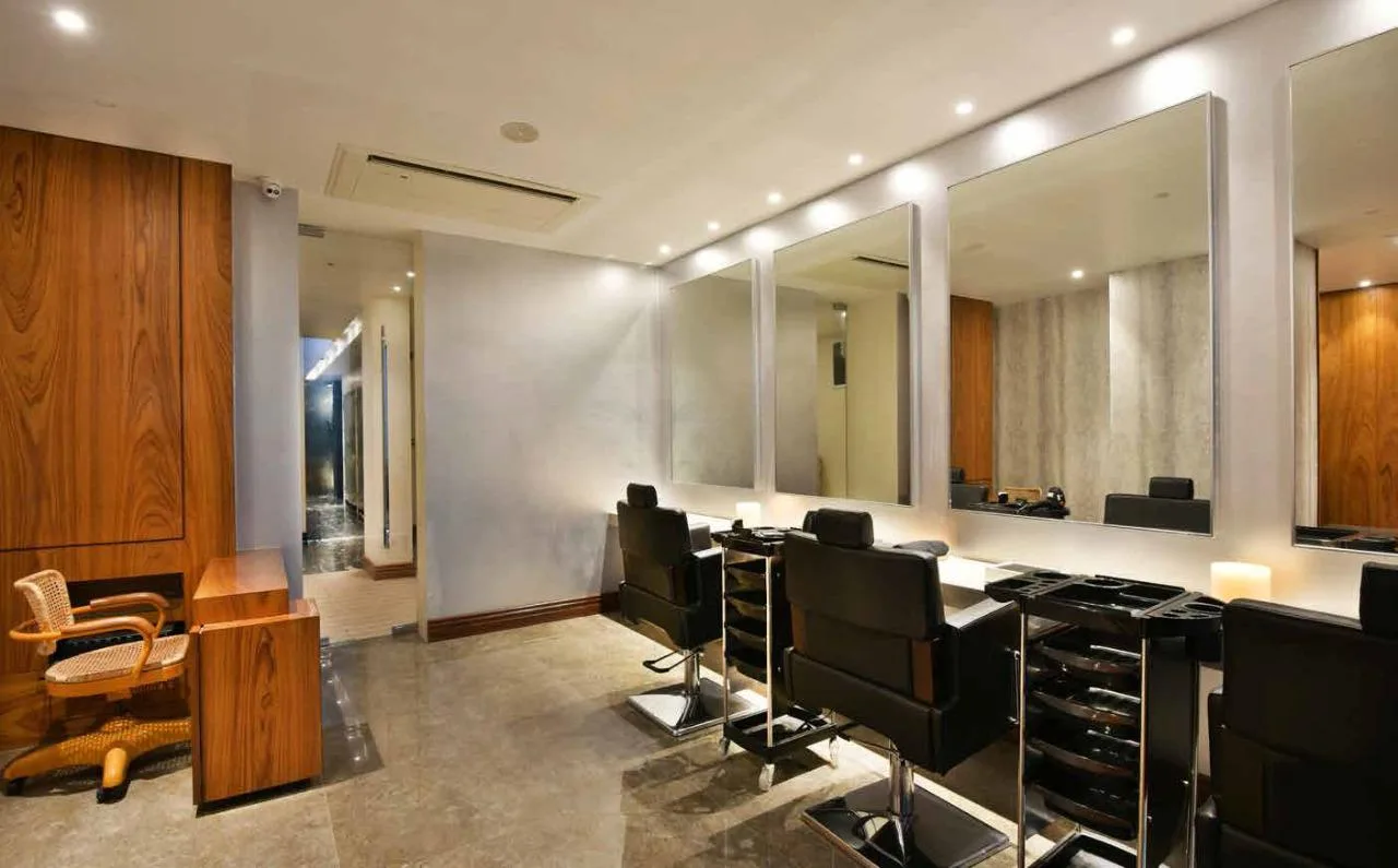 Rustomjee Paramount