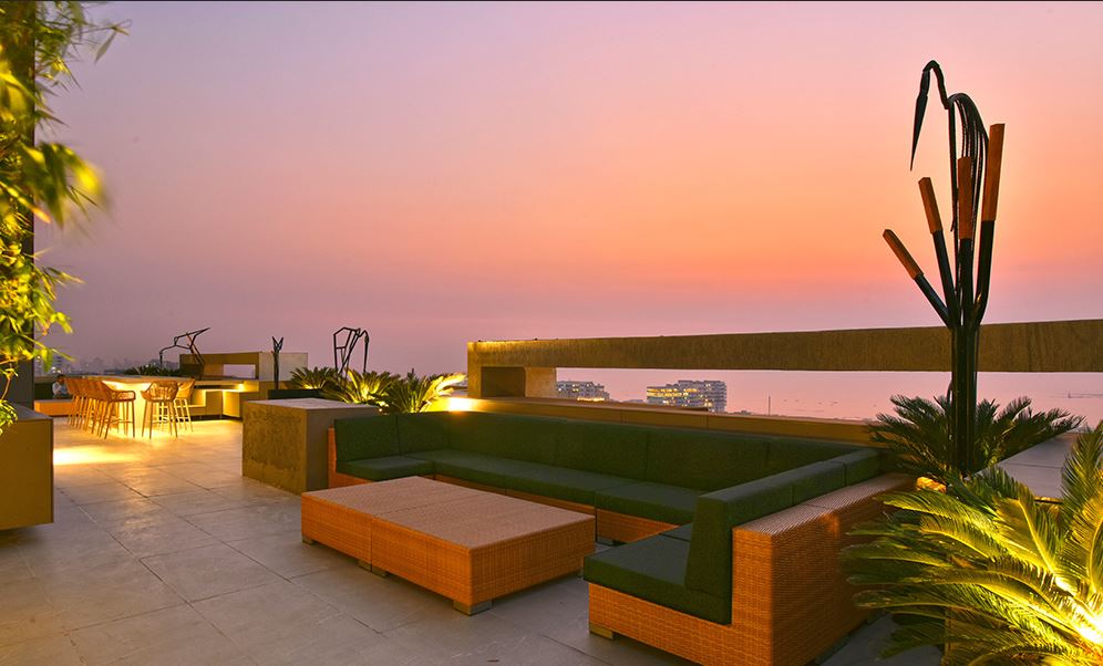 Rustomjee Paramount Khar(W) Sky Lounge