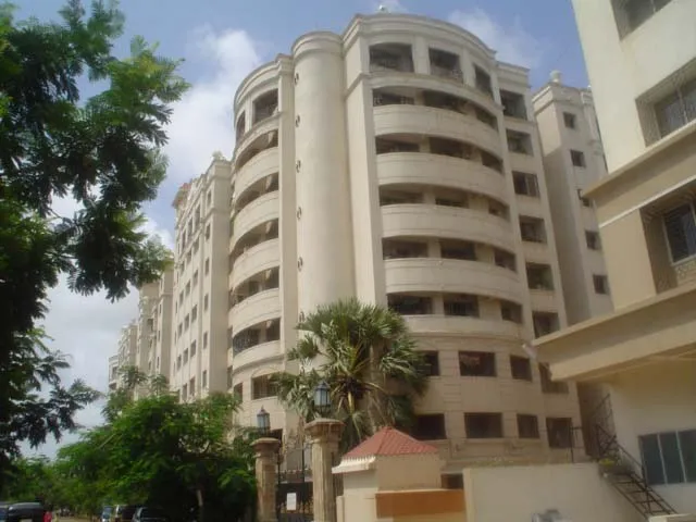 2 BHK Flats on Rent in RNA Millenium Township, Kandivali West