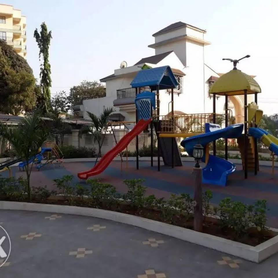 Regal Square Kids Play Area
