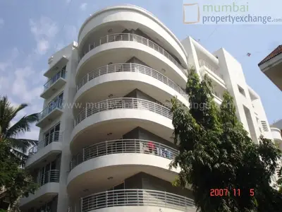 3 BHK Flats on Rent in Belvedere, Khar West
