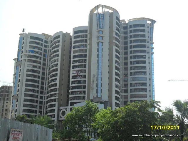 2 BHK Flats for Sale in RNA Royale Park, Kandivali West