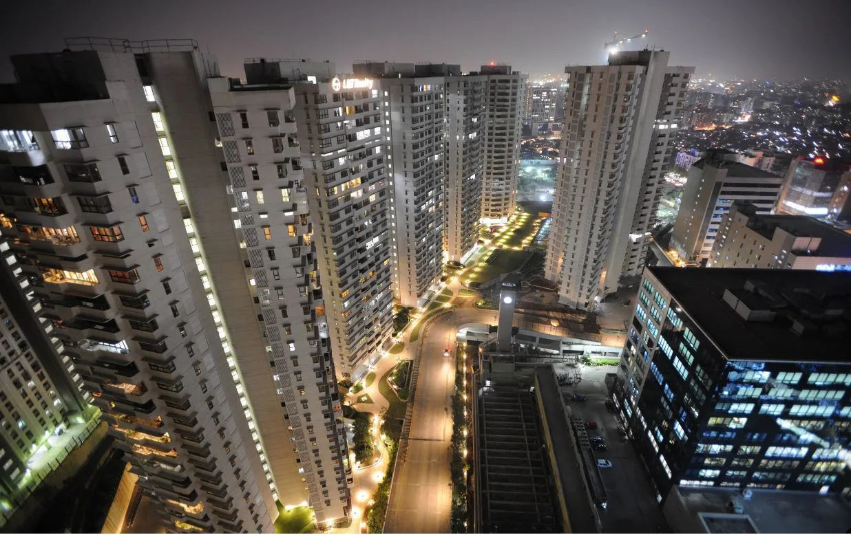 20410 Main - L&T Emerald Isle Tower 9, Powai