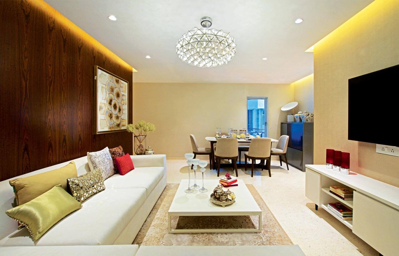 Hills Pristine Living-Dining