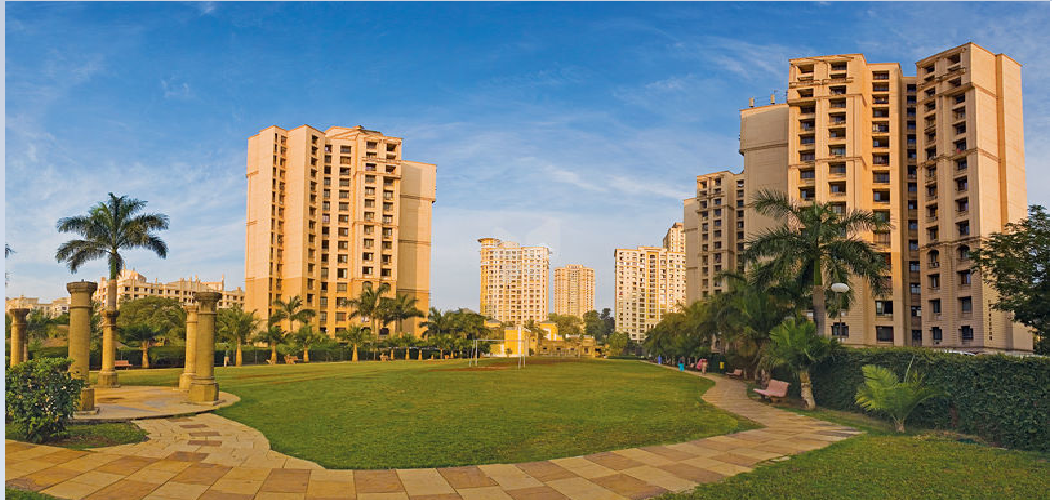Hiranandani Estate garden