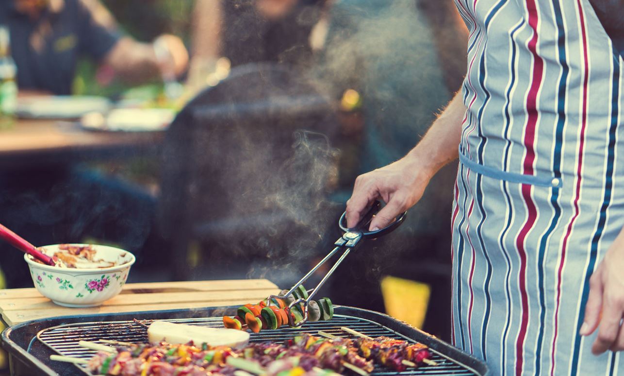 Spenta Medius Barbeque Area