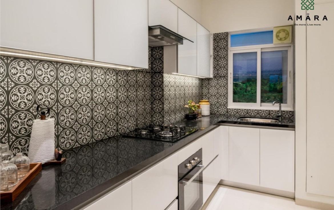 Crown Jewel Interior Image-2