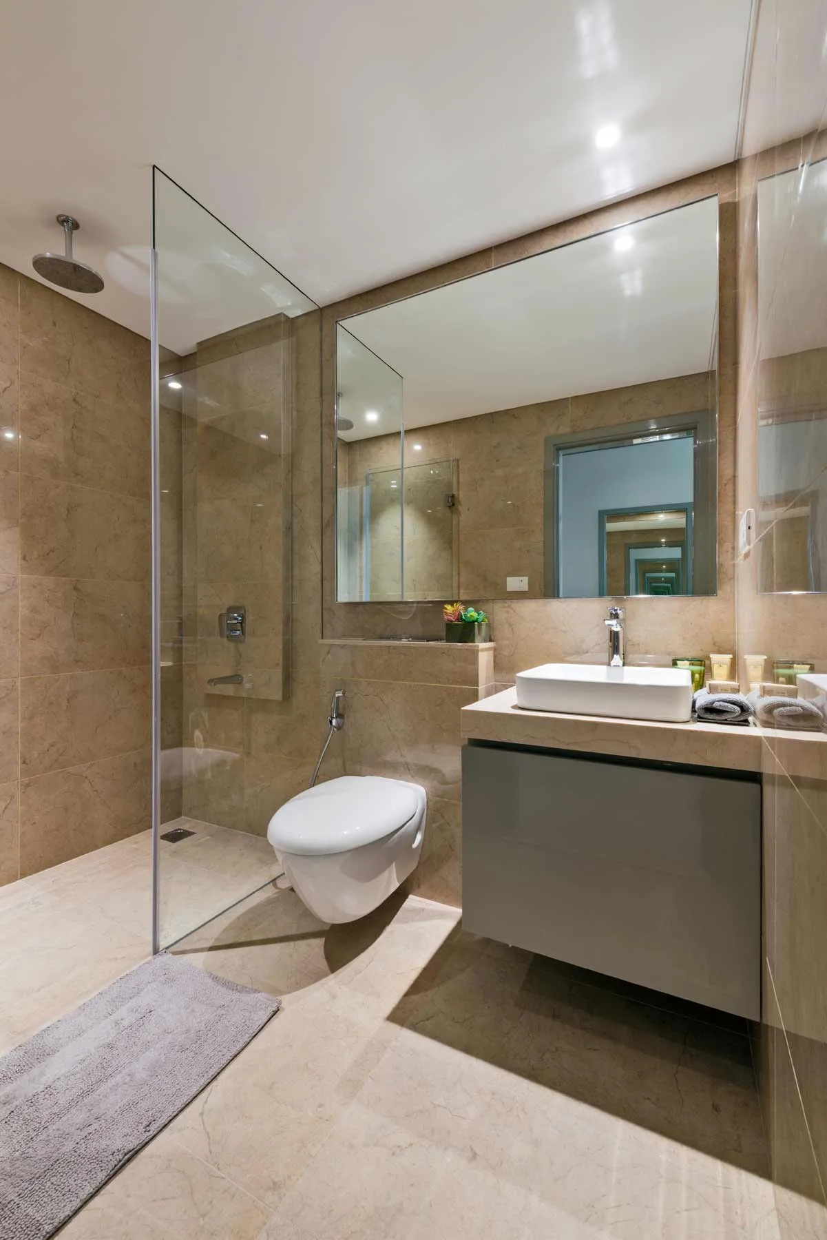 Oberoi Sky City Bathroom