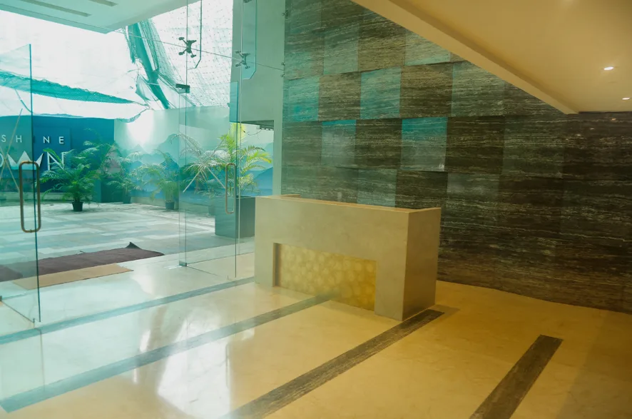 Evershine Crown Image 0