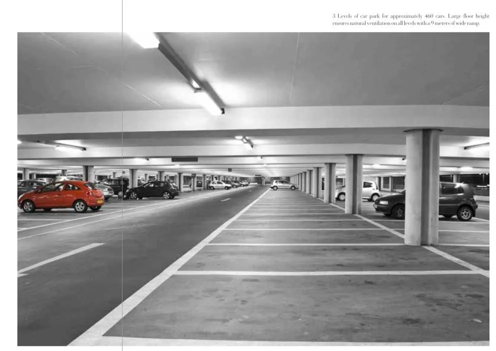 Aquaria Grande Parking