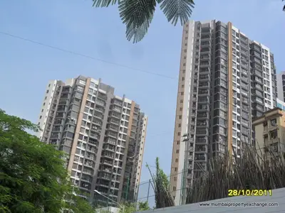 2½ BHK Flats for Sale in Sapphire Heights, Kandivali East