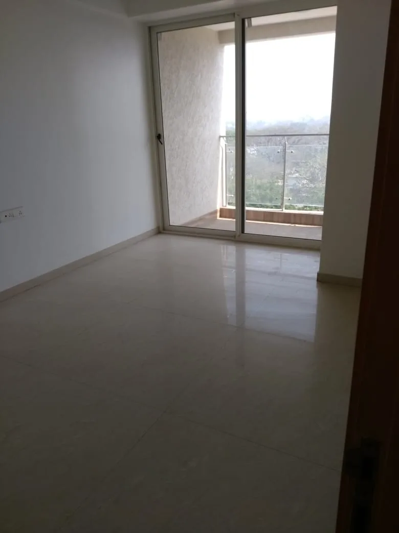 Kingsville Interior Image 4