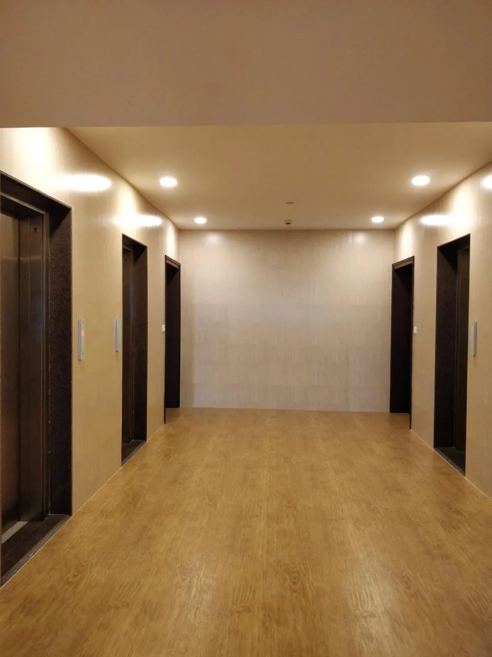 Crescent Tower Image 4