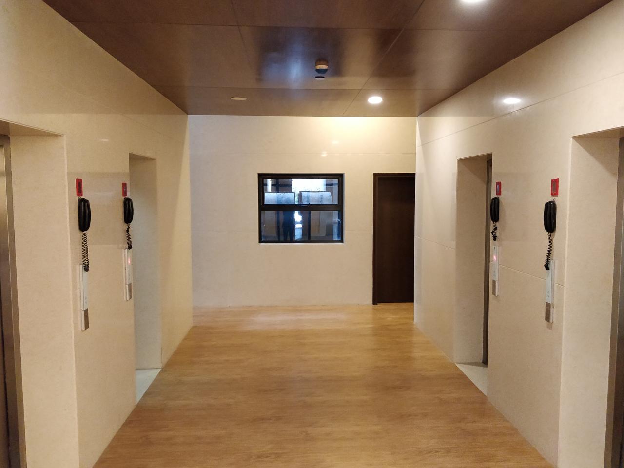 Crescent Tower Lift Lobby