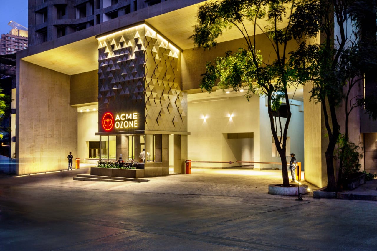 Acme Ozone  Entrance