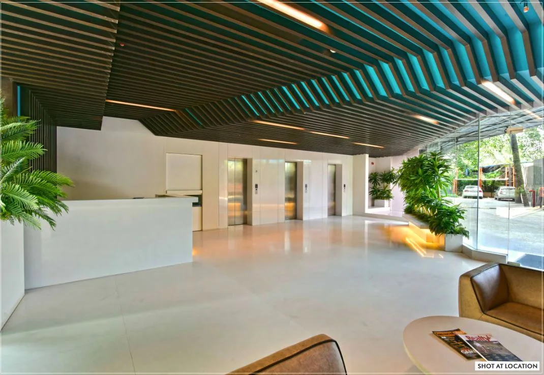 28232_oth_Rustomjee_Central_Park_Entrance_Lobby_View_2