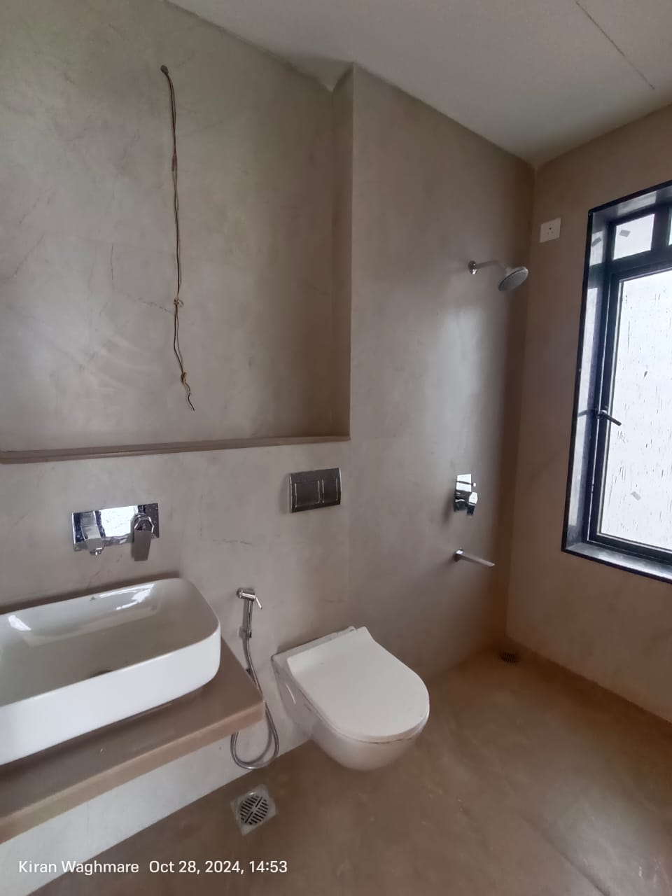 Master Bedroom Toilet-3