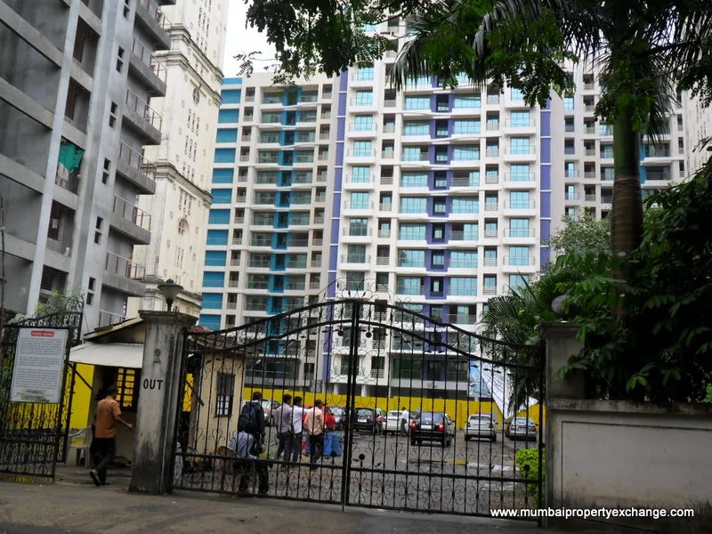2 BHK Flats on Rent in Veena Saaz, Kandivali East