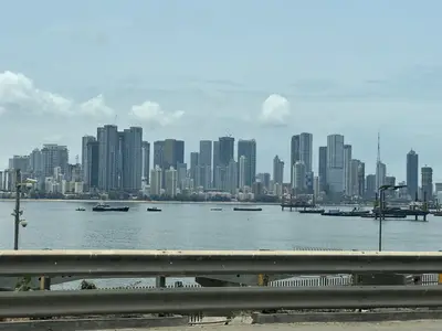 Godrej Bandra Bay