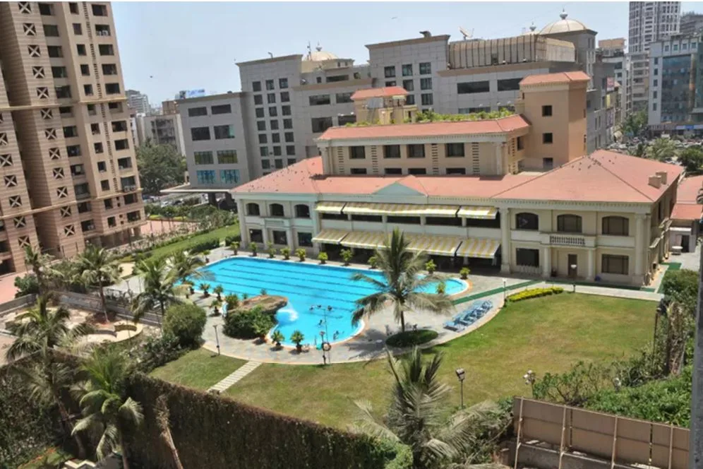 Classique Swimming Pool