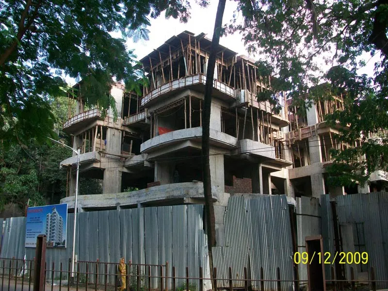 Shop Offices on Rent in gurukrupa, Opera House